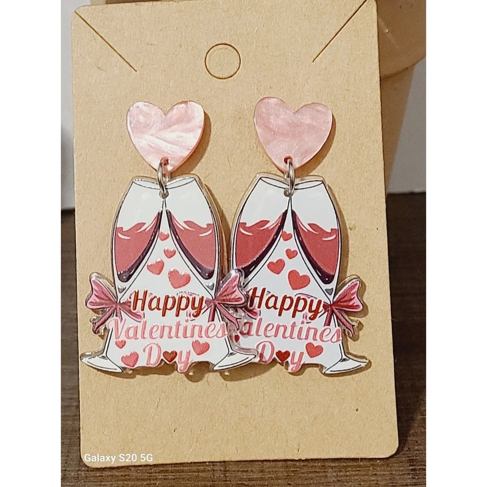 Happy Valentine Day Champagne Glass Heart Dangle Earrings NEW‎ Holiday Women's